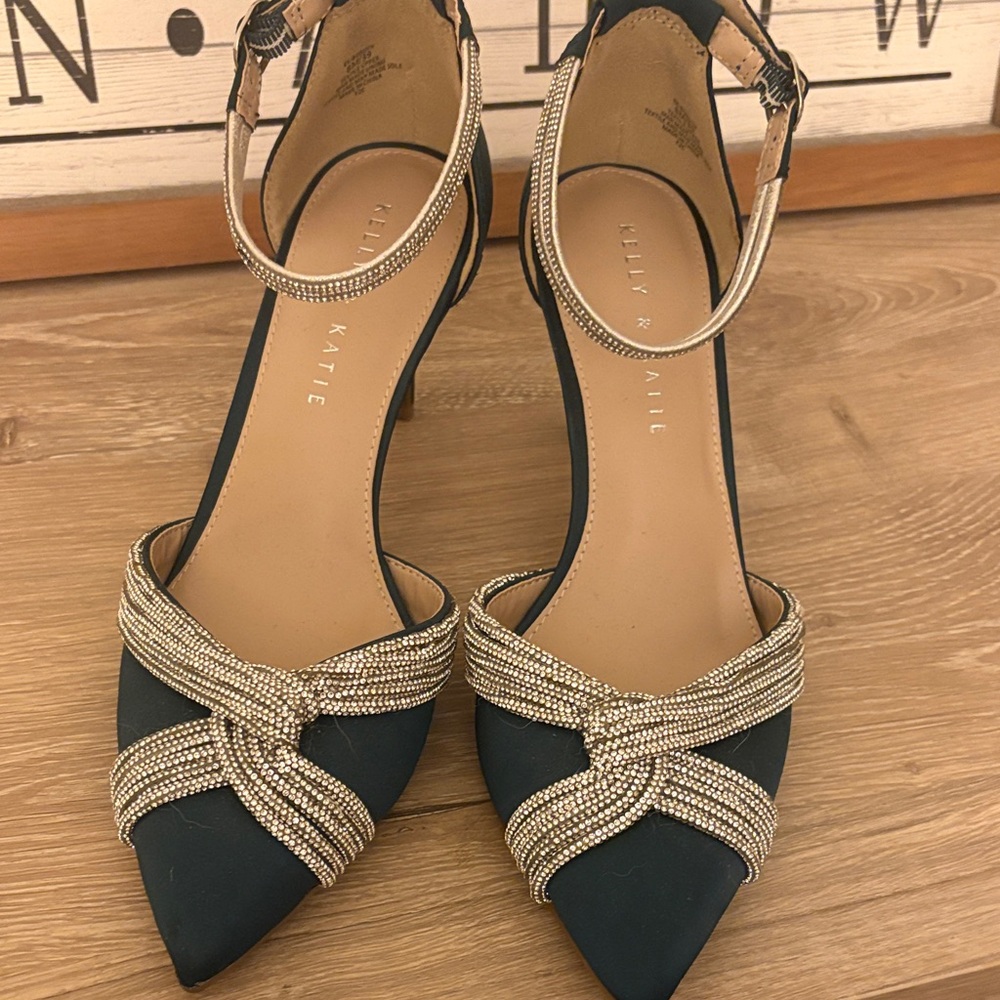 Kelly & Katie Black and Silver Strappy Heels